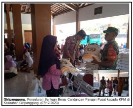 PT Bulog Salurkan Bantuan Beras CPP kepada Keluarga Penerima Manfaat di Kalurahan Giripanggung